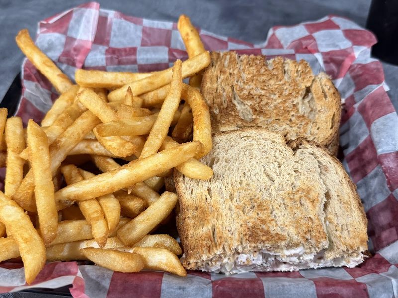 Downtown Diner food